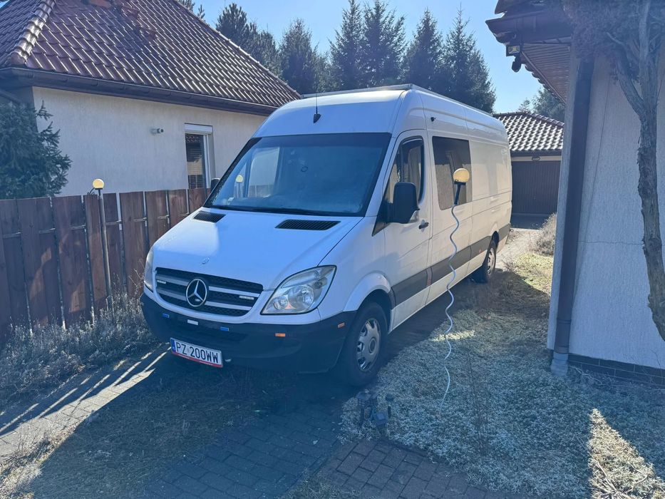 Mercedes-Benz SPRINTER 311CDI  Mercedes Sprinter 311 CDI 2010 – Zarejestrowany jako Kamper – Projekt