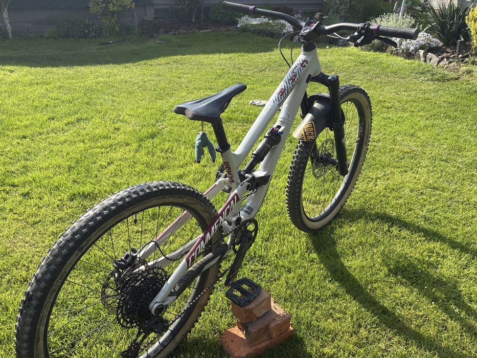 ендуро Commencal Clash 2021