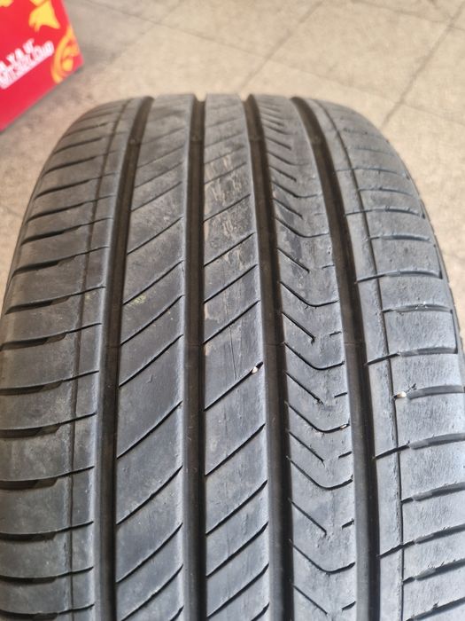 235 40 18 лето Continental/Kumho
