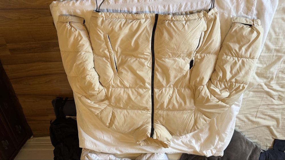 Casacos Zara como novos