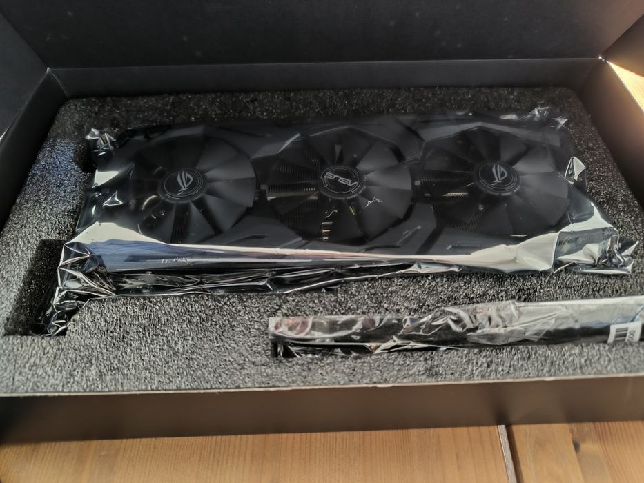 RTX 2060 ASUS Rog Strix OC 6GB