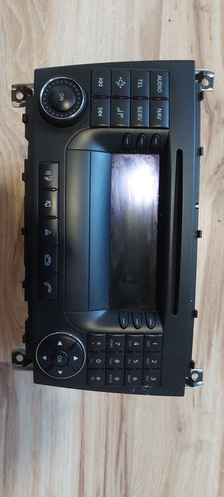 Radioodtwarzacz CD Mercedes C220 Coupe