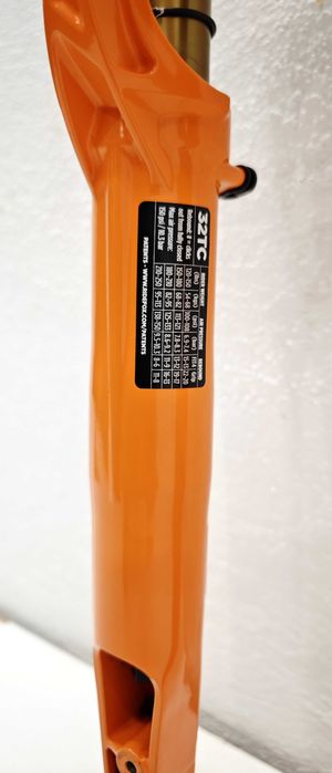 Amortyzator Gravel  FOX RACING SHOX 32 Factory Float Kashima 40mm