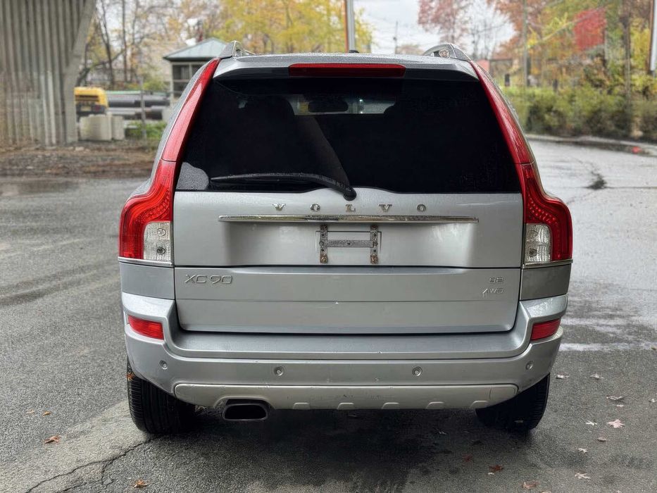 Volvo XC90 3.2      2014