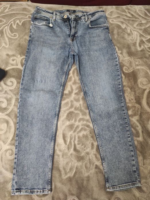 Чоловічі джинси, розмір 34