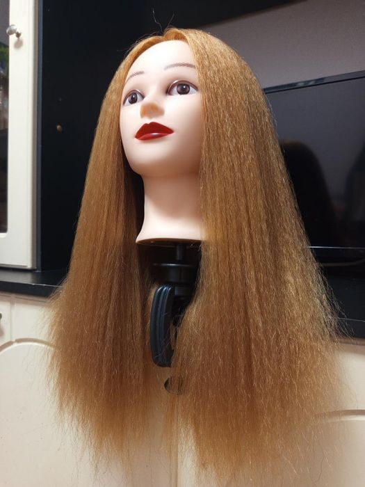 Продається маникен для зачісок