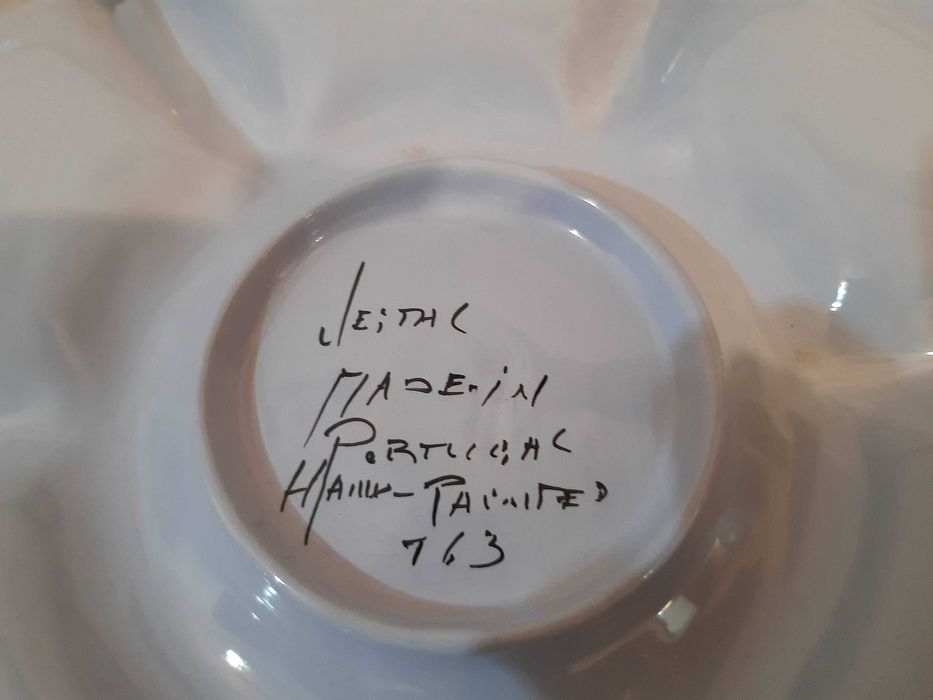 Prato dividido, porcelana portuguesa, pintado à mão, como novo