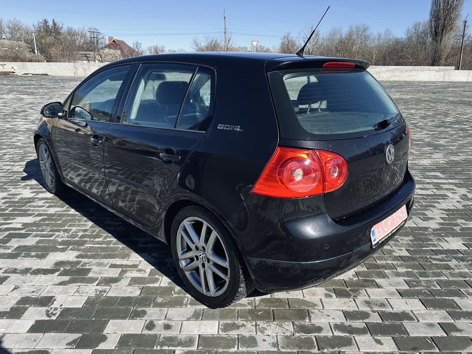 VW GOLF 5 - Goal