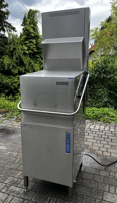 Zmywarka kapturowa z okapem kondensacyjnym WEXIÖDISK WD-6. Zmywarko wyparzarka