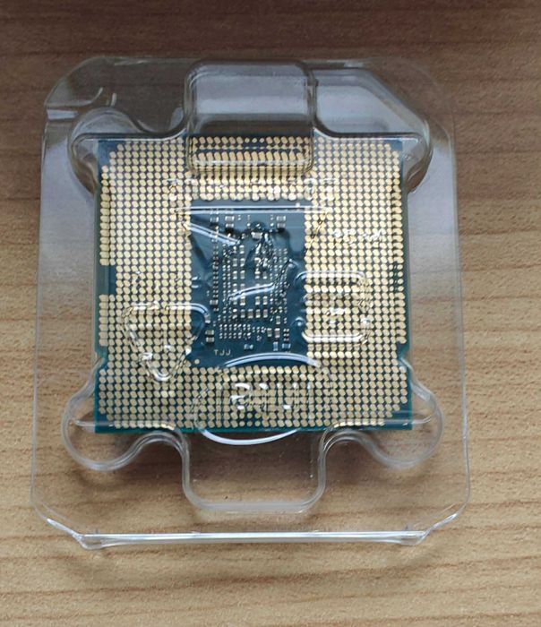 Procesor Intel Core i3-10100F
