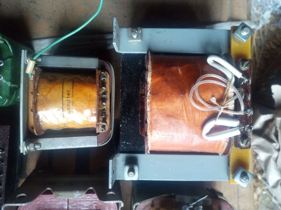 Трансформаторы разные.