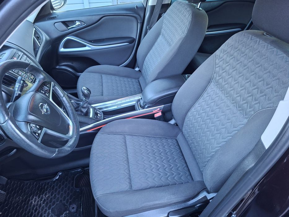 Opel Zafira 1.4 Turbo 147tys km