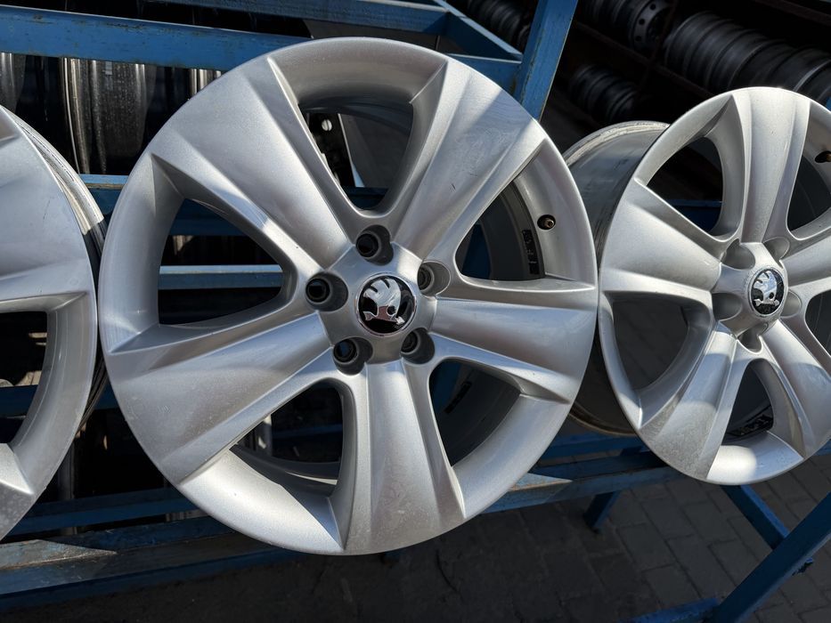 Диски Skoda 5/112 R17 7J ET45.