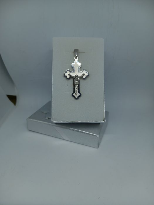 Srebena wisiorek krzyżyk,  próba 925