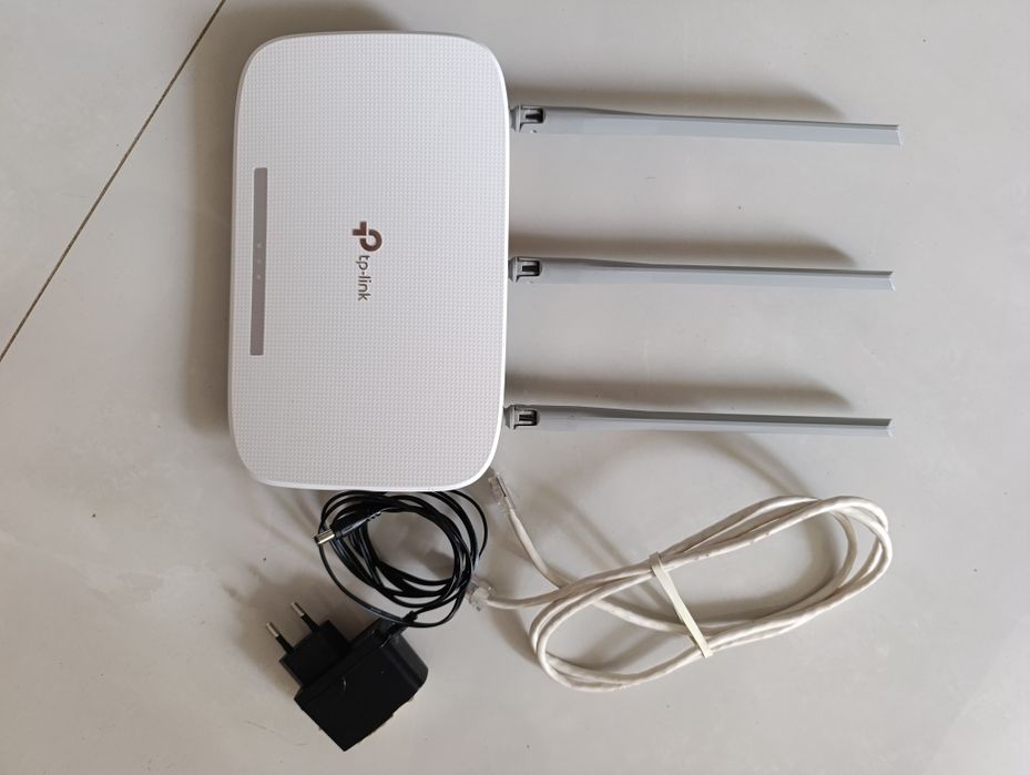 WI-FI роутер tp-link.