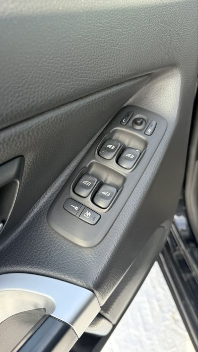 Вольво ХС90 2011 рік