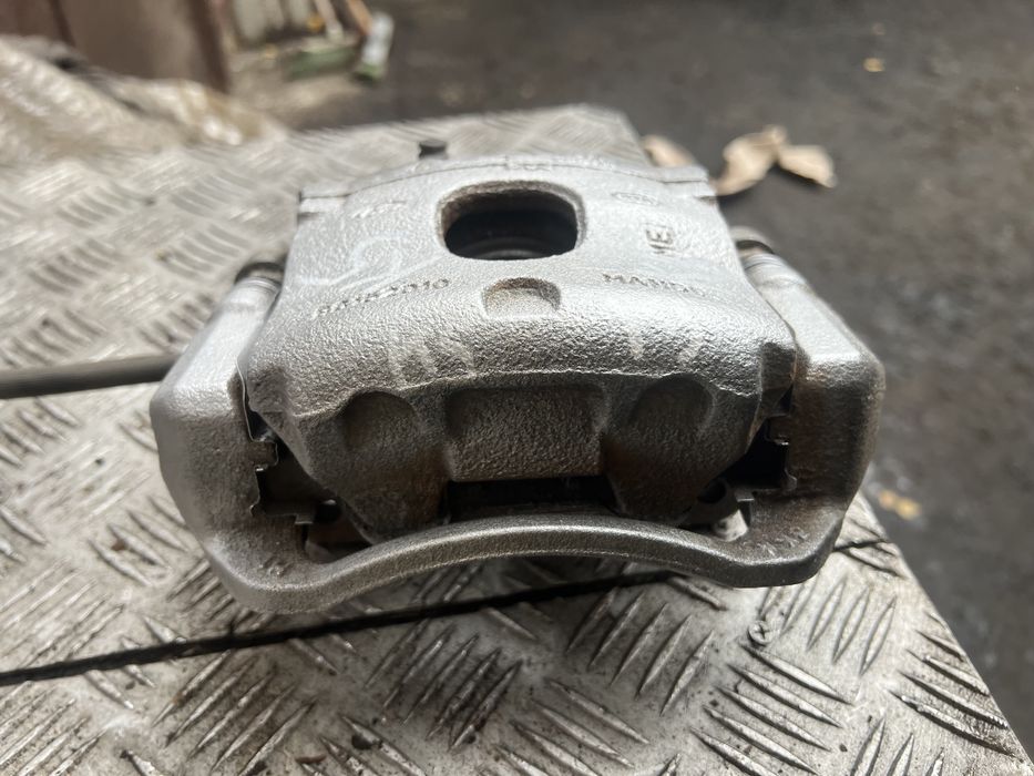 Суппорт передний киа к5 год 12 kia k5