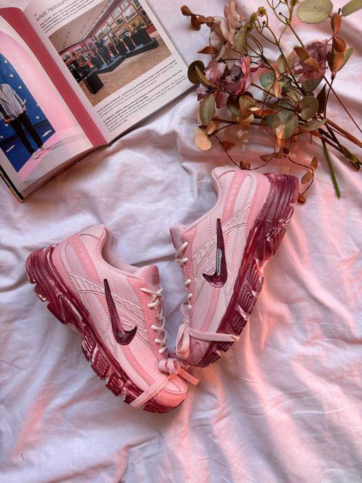 Nike Initiator Custom Pink