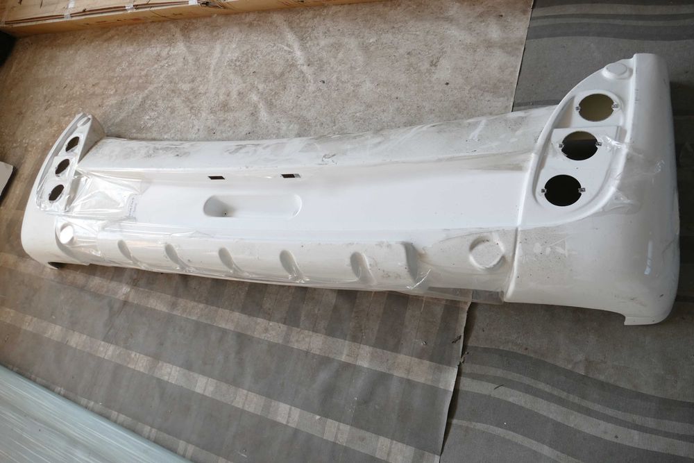 Zderzak tylny Rapido