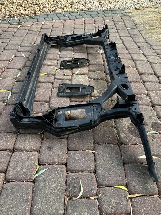 Audi A4 B8 8K Lift A5 8F0 Wzmocnienie Czołowe Przednie Pas Przód