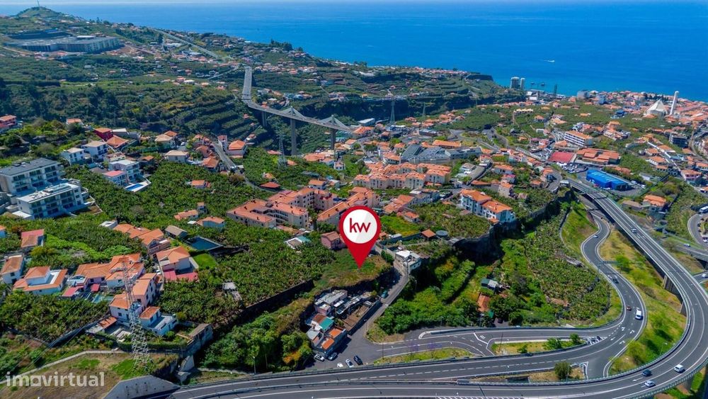Terreno para Construção com 1.036 m2 | Vista Mar | Câmara de Lobos