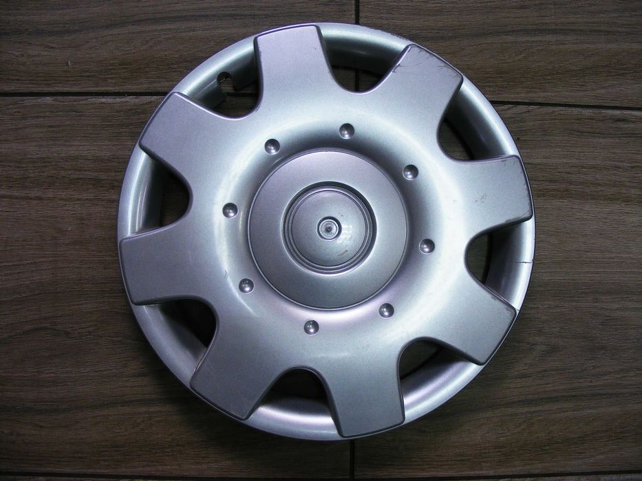 Ковпаки R16 Volkswagen Golf,Touran,Passat  1T0 601 147 C