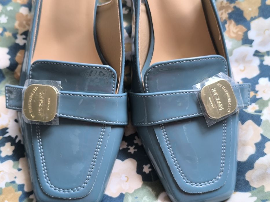 buty niebieskie nowe rozm. 38