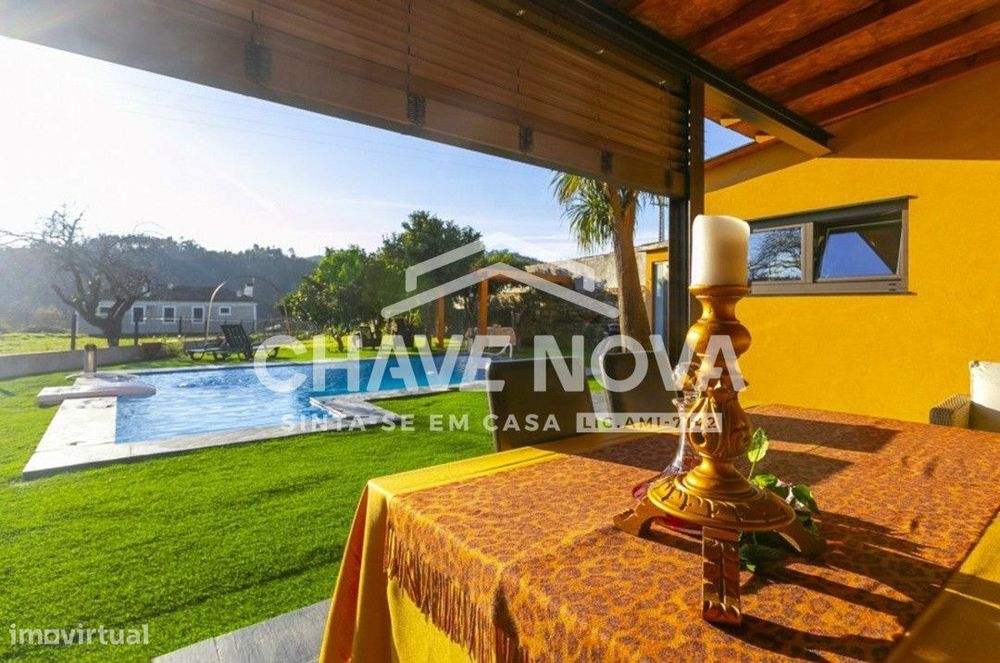 Moradia em Pedra c/Piscina + 2 T2  com Vista Rio em  Melres (Gondomar)