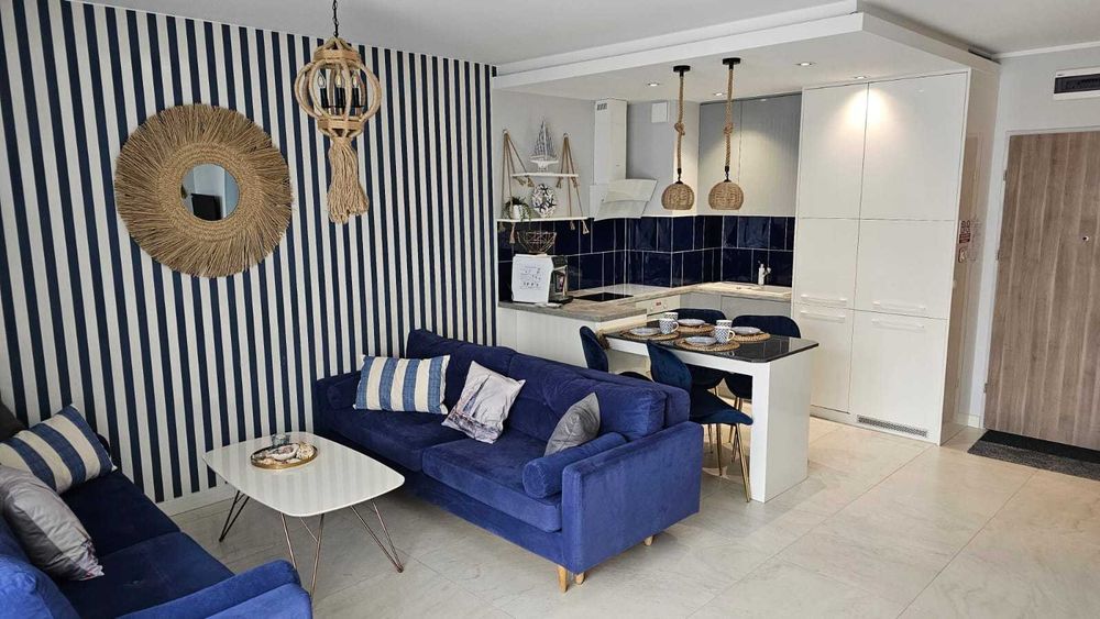 Noclegi Apartament 6 os. z widokiem na morze REWAL