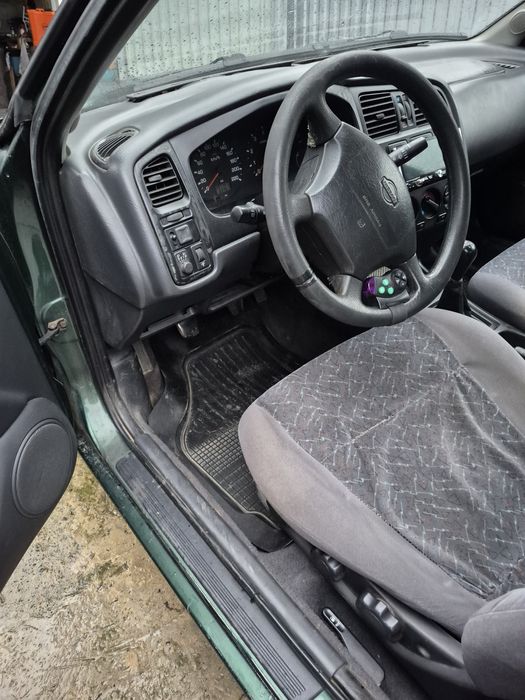 Нісан примера р11