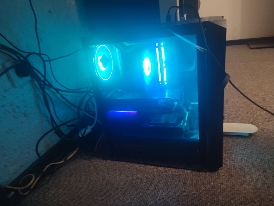 komputer gamingowy/RTX 3060TI/Ryzen 5 5600x