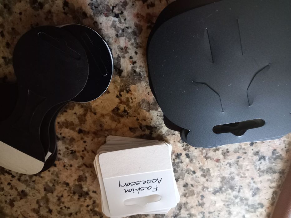 Vendo etiquetas para venda de bijutaria