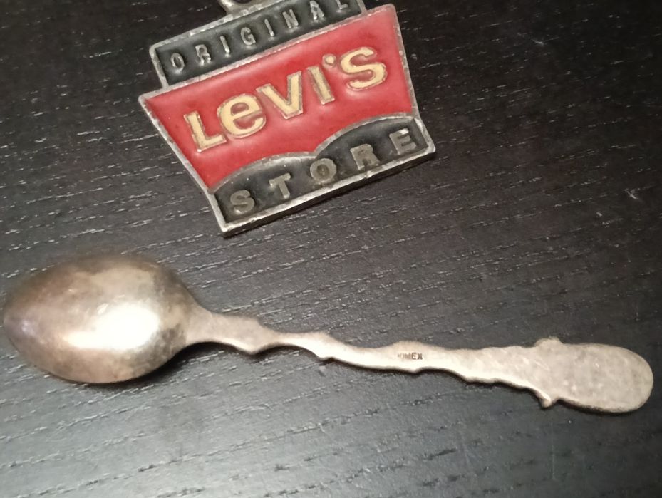 Colher em casquinha e porte chaves Levi's