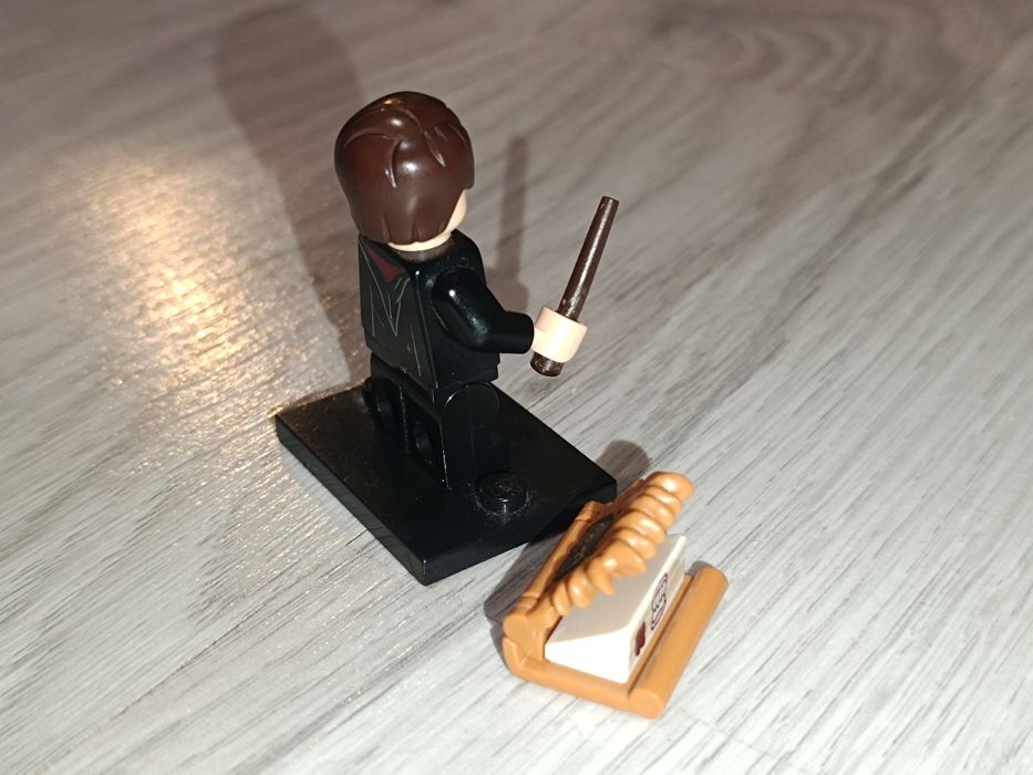 LEGO figurka Neville Longbottom 71028 Minifigures Harry Potter