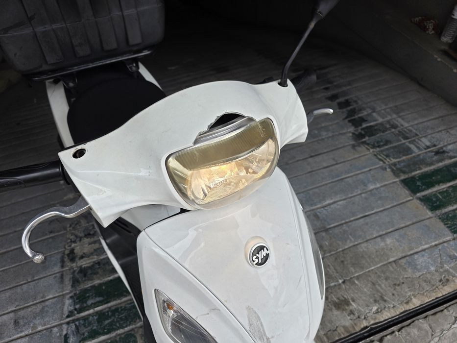sym 125 i cargo gts