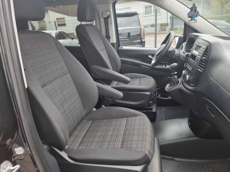 Mercedes-Benz Vito Tourer 114 - 8 lugares - Baixos Km - Ilha da Madeira