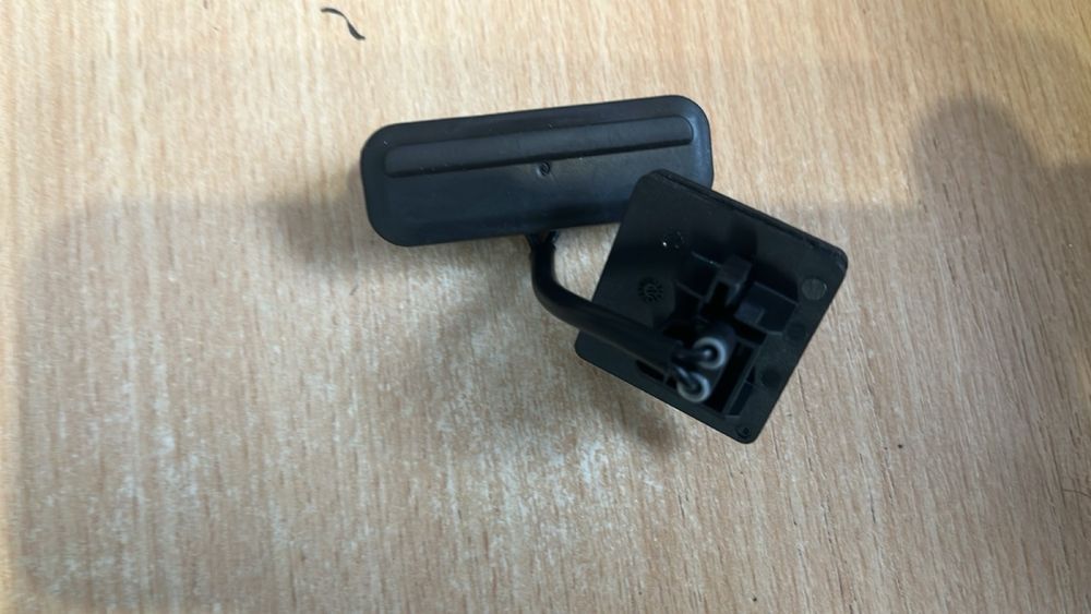 кнопка приводу замка задньої 3/5 двері ляди Opel Insignia Buick Regal