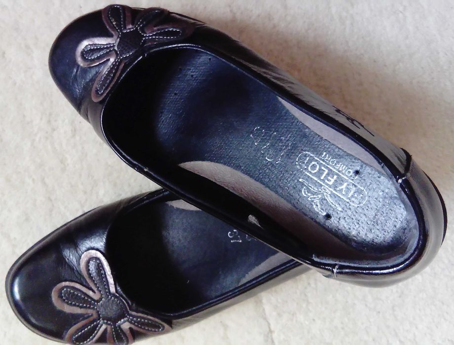 Skórzane włoskie zdrowotne czółenka/balerinki Fly Flot Comfort 37