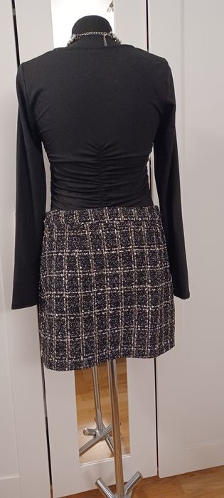 Spódniczka mini r. L grubszy materiał Shein