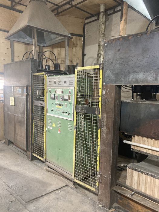 Твч прес гнуто клейка фанера спики сидіння ламель латофлекс ГКИ