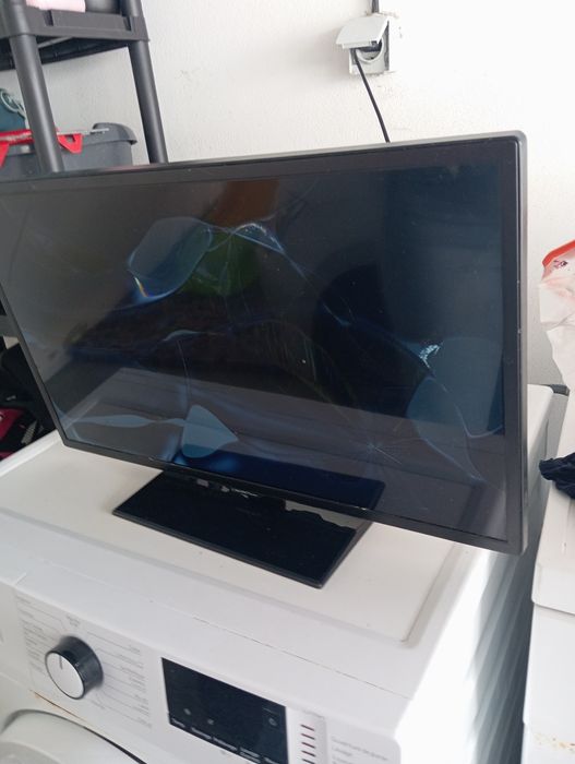 televisão Crown  para peças