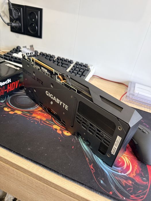 Відеокарта Gigabyte RTX3070TI 8gb стан нової пломбу не чіпали!