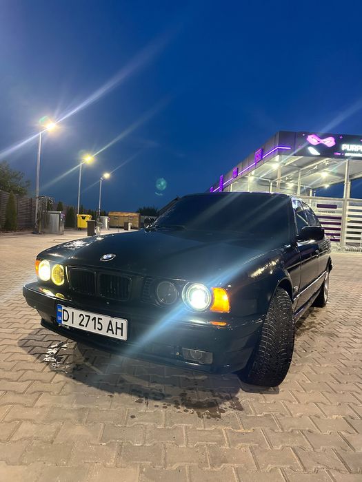 BMW E34 M50B25 в отличном состоянии