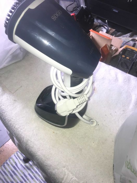 ferro de engomar a vapor de cabide