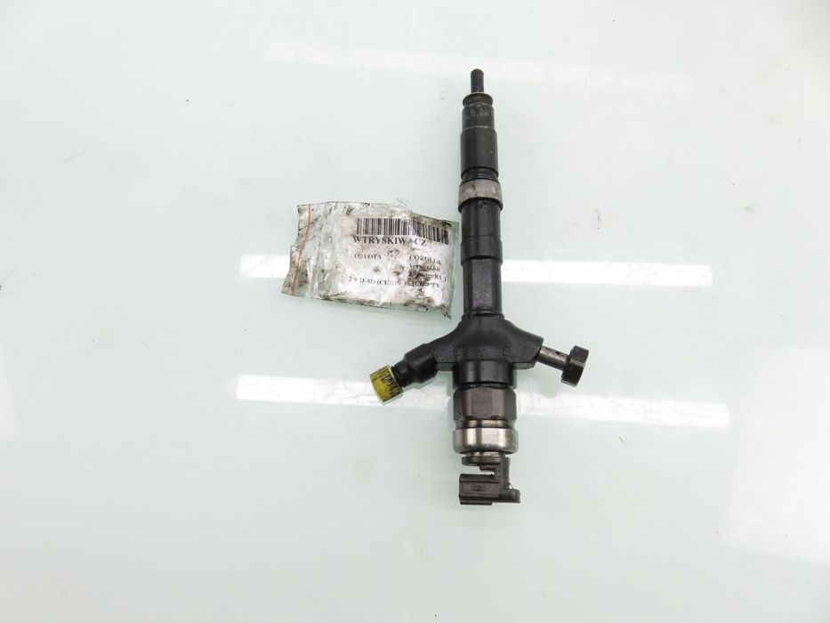 Wtryskiwacz Toyota Corolla Verso 2.0 D-4d - 236700g010