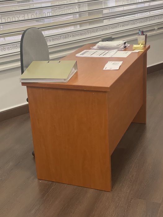 Secretaria cerejeira para desocupar com a maxima urgencia