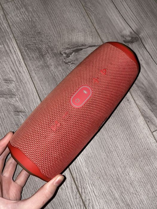 Колонка JBL charge 4