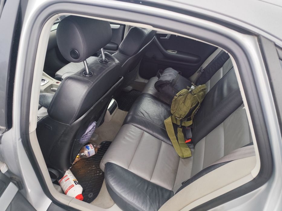 Ауди а 4 б7 2.0 Бензин  Автомат