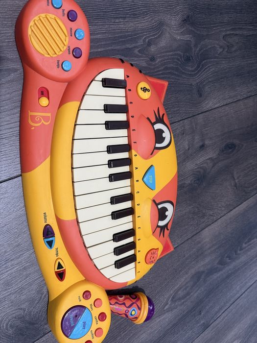 Battat синтезатор,піаніно