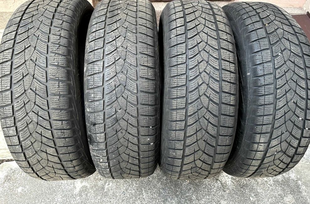 Шини Goodyear Ultragrip Ice SUV 225/65 R 17